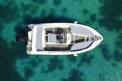 Rent a motorboat with no license in Nea Peramos