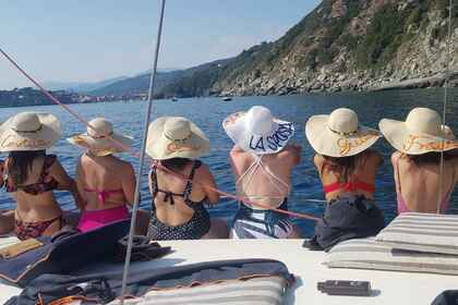 tour in barca a vela Golfo del Tigullio 5 Terre