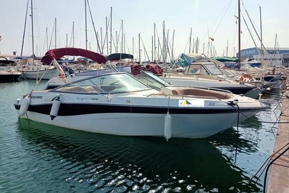 2-4 horas de experiencia en lancha vip Sitges