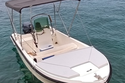 Hire Motorboat Murterino 25 hp free gasoline Hvar