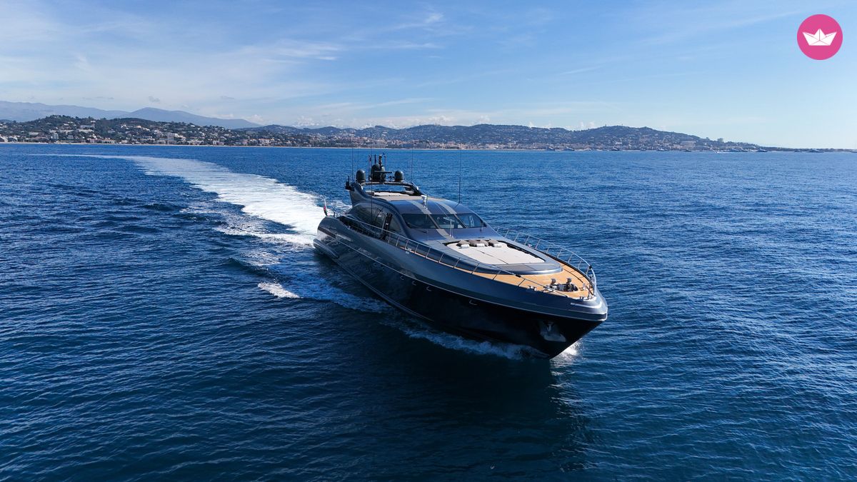 Yacht Mangusta 108 5500cv 3