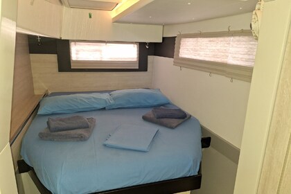 Verhuur Catamaran ROBERTSON & CAINE LEOPARD 4000 Marina di Portorosa