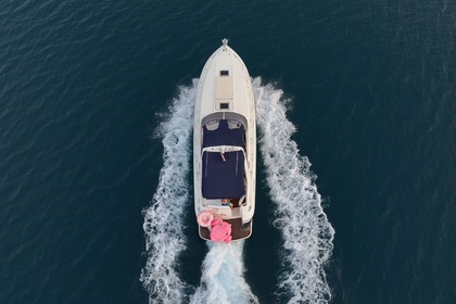 Noleggio Yacht a motore Colombo Colombo Durazzo