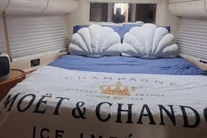 Location Yacht à moteur Azimut 52 Fly Kerkdriel
