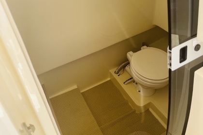 Invictus Capoforte FX240 200HP – Boat Rental Tropea (License Required)