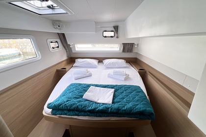 Lagoon 42 - Amaryllis