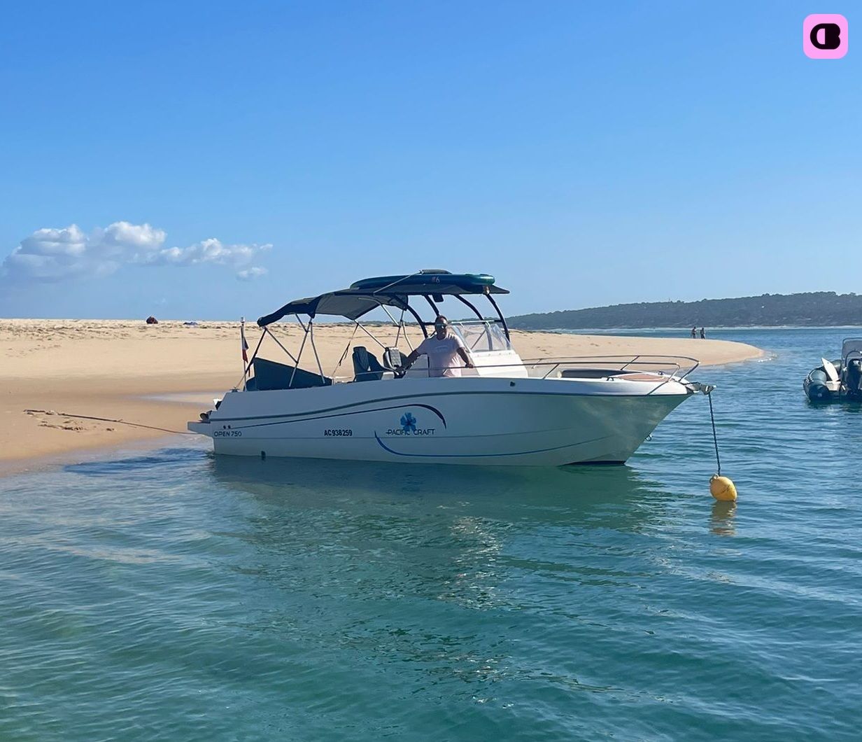 Bateau à moteur Pacific Craft Open 750 225cv 3