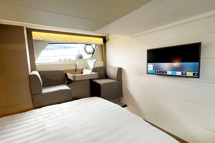 Prestige 500 Flybridge