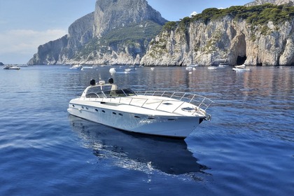 Noleggio Barca a motore Rizzardi Cr 50 Topline Capri