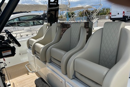 Location Yacht à moteur De Antonio D42 Golfe Juan