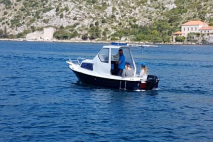 Charter Boat without licence  Venom Istranka Dubrovnik