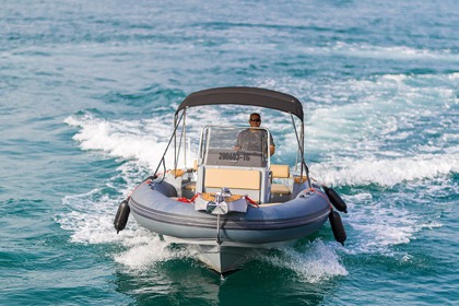 Noleggio Gommone Marlin 790 Dynamic Traù