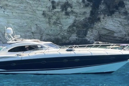 Noleggio Yacht a motore Sunseeker 56 predator Ibiza