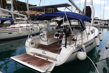 Charter Sailboat Bavaria Cruiser 41 Split