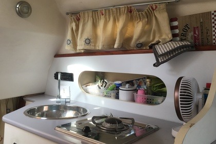 Barca a motore - Mano marine "Divina"