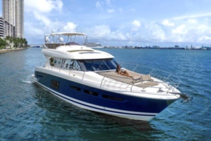 Hire Motor yacht Prestige P65 Miami Beach