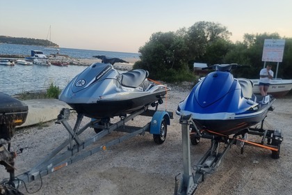 Charter Jet ski 2007 Jamaha wx1100 Pula