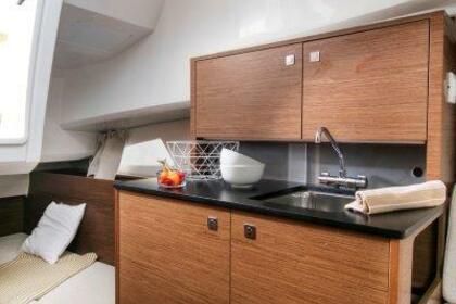 Alive & Kicking NEW 2020 Jeanneau Cap Camarat 9.0