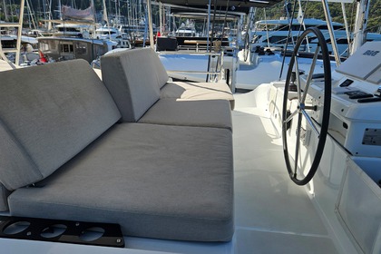 Lagoon 50 Owner's Version