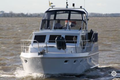 Charter Motorboat Renal 40 Heukelum