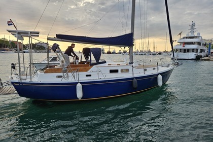 Chris Craft Caribbean 35