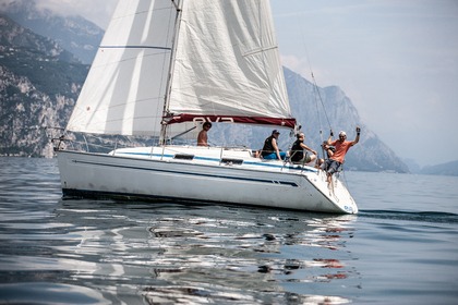 Noleggio Bavaria 31 Cruiser