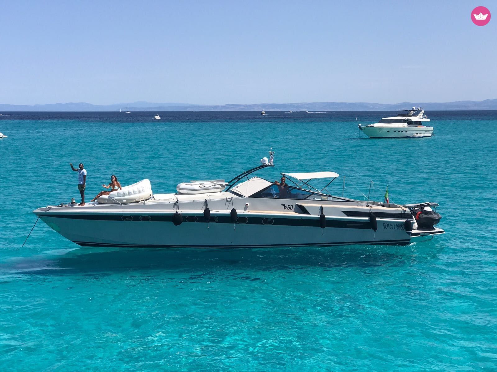 Bateau à moteur Baia 50 1300cv 4
