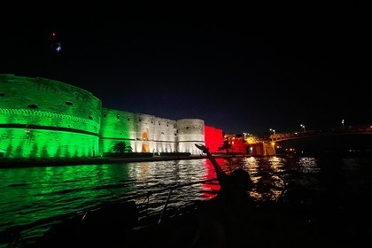 Noleggio Barca a motore Taranto Boat Gozzo Sorrentino Taranto