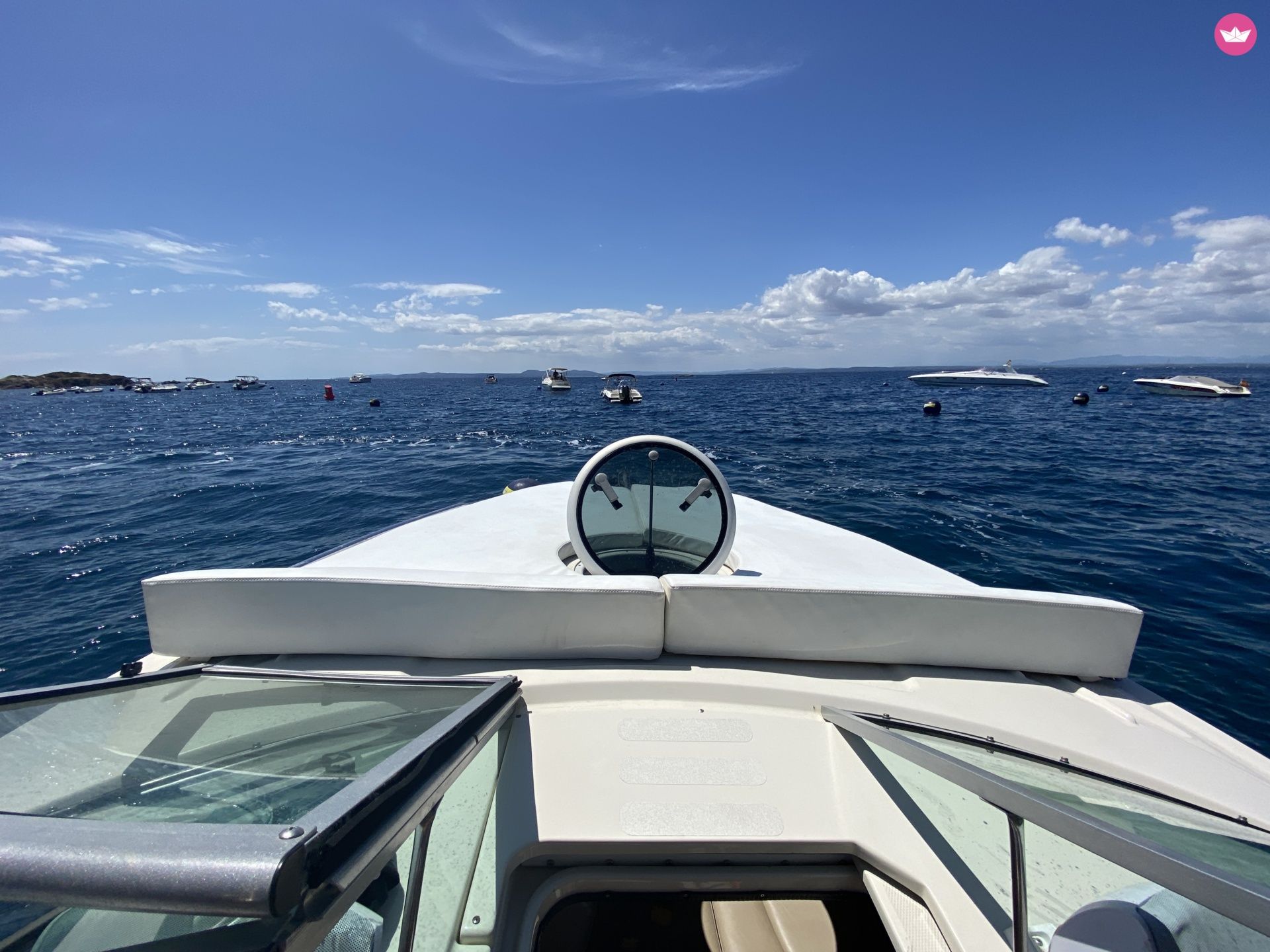 Bateau à moteur Azure 259 300cv 8