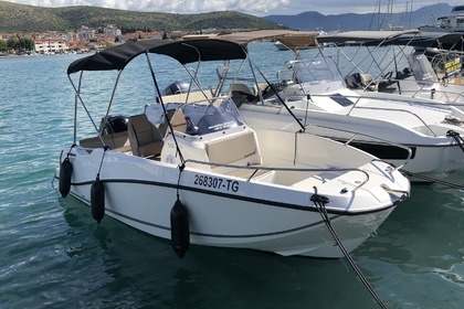 Charter Motorboat Quicksilver Activ 555 Open Trogir