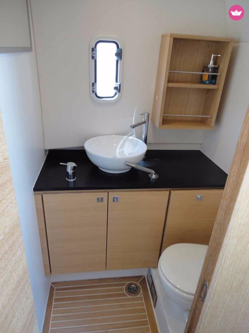 Bateau à moteur Fjord 36 Xpress 700cv 7