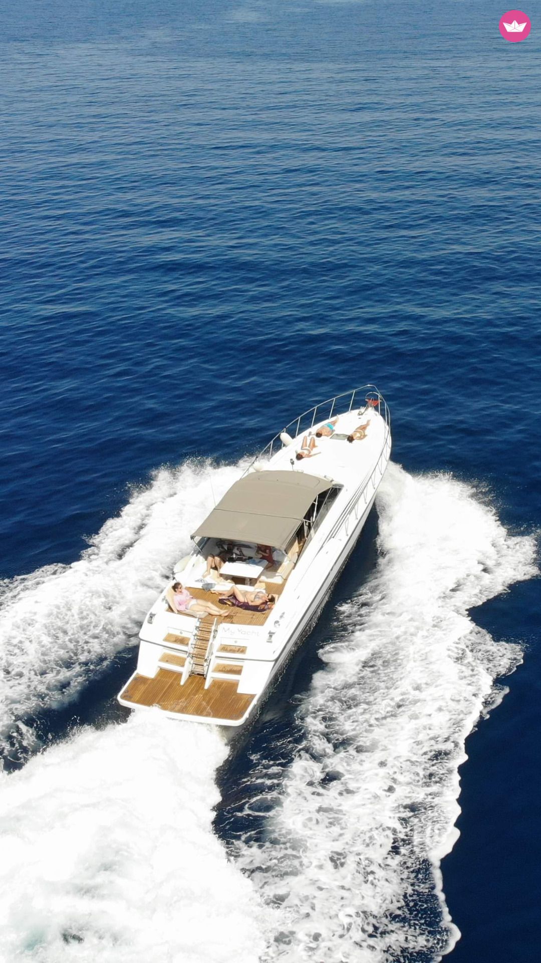 Bateau à moteur FERRETTI MOCHI CALIARI 50 1150cv