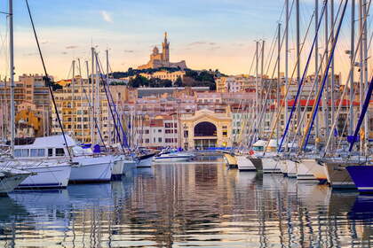 Rental Motor yacht cantieri nautico versilcarft Marseille