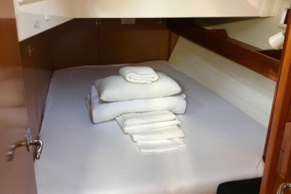 Midas, Bavaria 45 cruiser