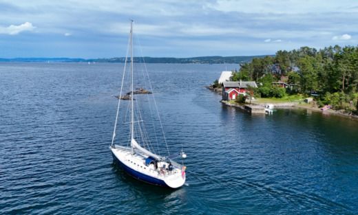 Beneteau First 47.7