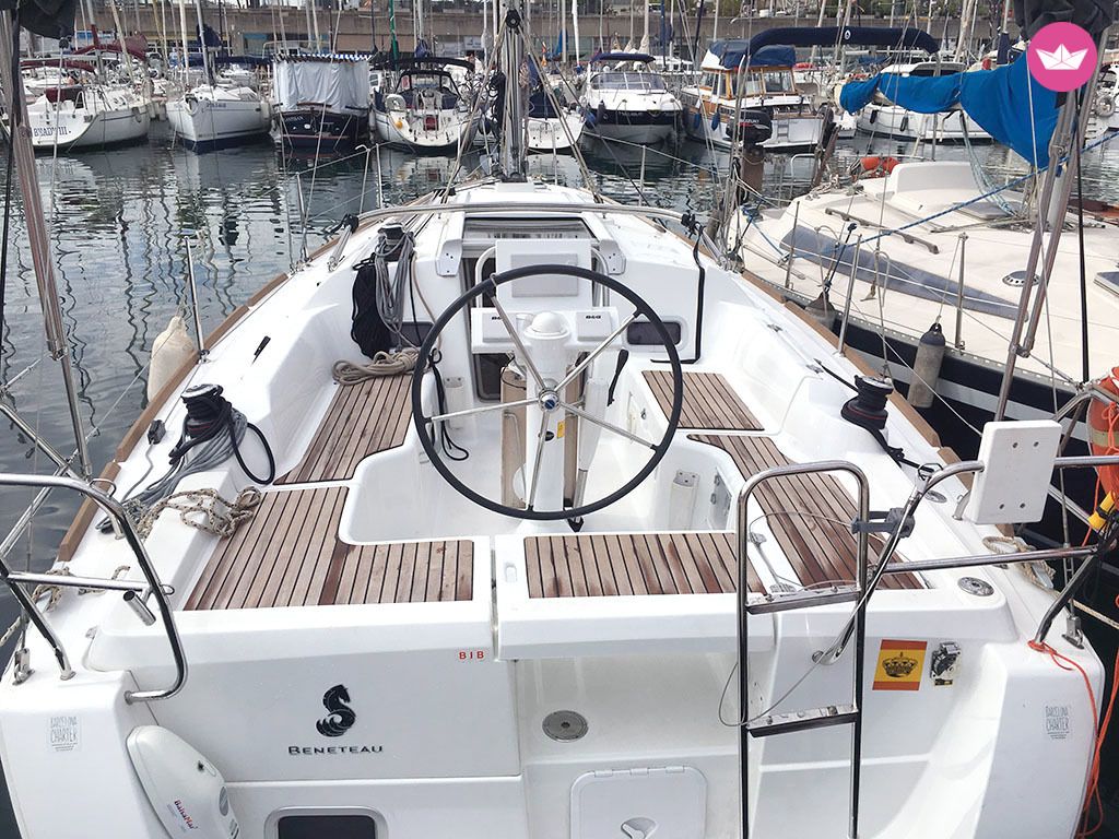 Beneteau Oceanis 31 in Barcelona  