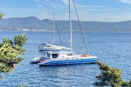 Charter Catamaran CONSTRUCTION AMATEUR Custom Marseille