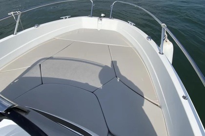 Jeannau Cap Camarat 5.5 CC série 2