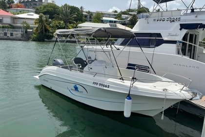 Charter Motorboat Pacific Craft Open 545 Le Gosier