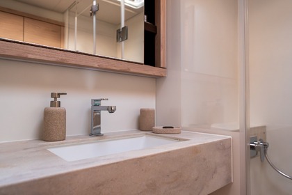 Noleggio Catamarano  Lagoon Sixty 5 Castellammare del Golfo