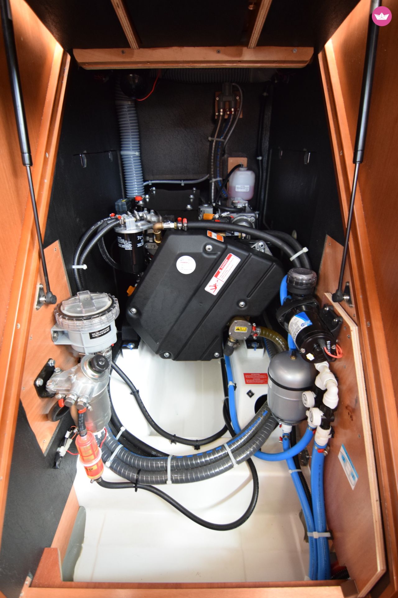 Sailboat Beneteau Oceanis 41.1 for hire