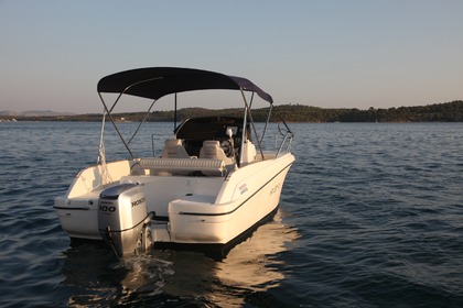 Charter Motorboat FLY HM 22 Šibenik