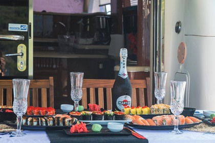 Sea ray 480 sedan bridge