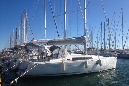 Location Voilier BENETEAU OCEANIS 37 Toulon