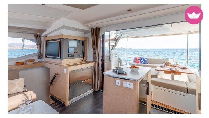 Catamaran Fountaine Pajot Fountaine Pajot New 44 Maestro - 3 cab. 13m 8