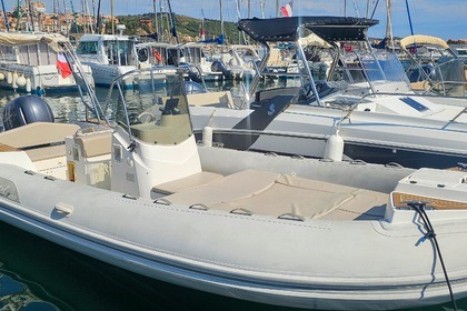 Hire Motorboat Capelli Capelli Tempest 700 Banyuls-sur-Mer