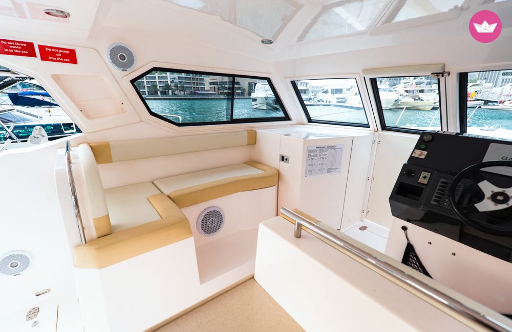 Bateau à moteur Silvercraft 36 600cv 8
