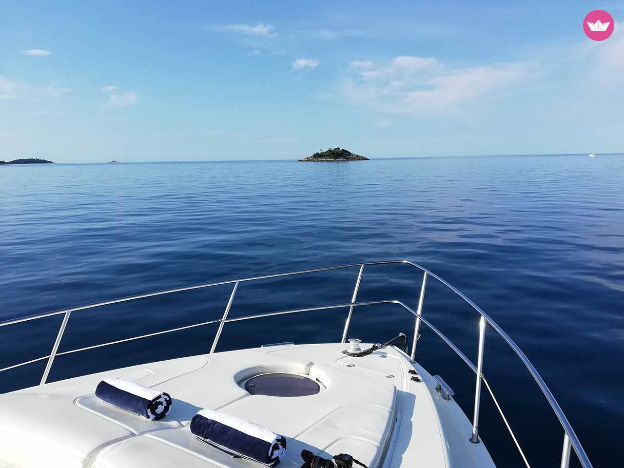 Bateau à moteur Azimut 42 Fly 600cv 7