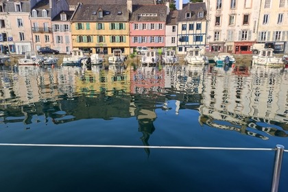 Voilier Jeanneau Gin Fizz super équipé croisière hauturière