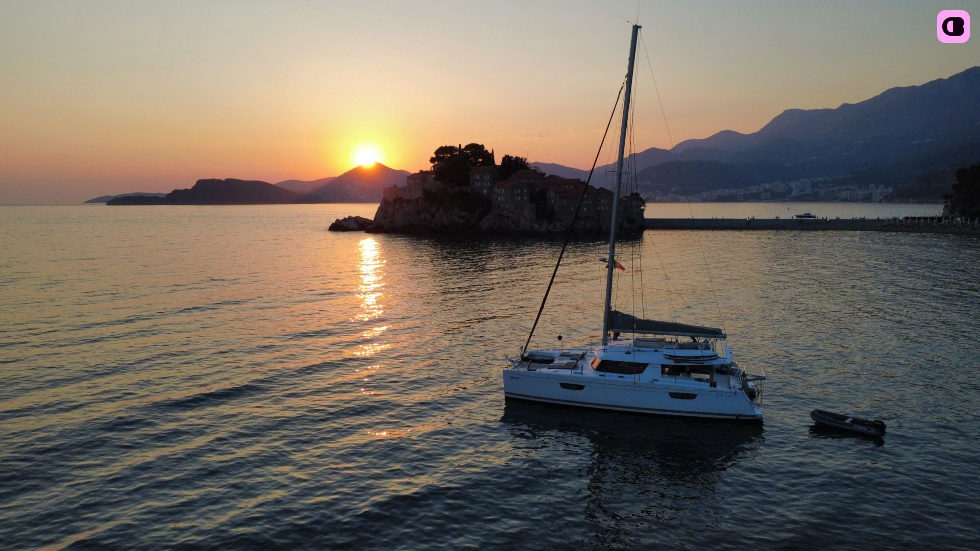 Catamaran Fountaine Pajot Saba 50 15m